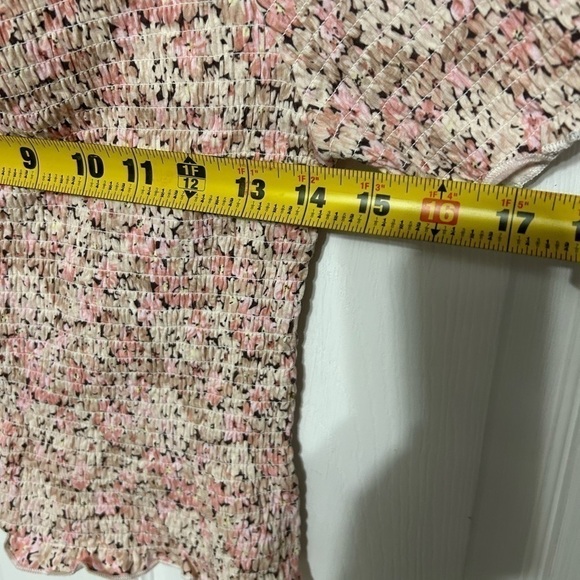 H&M pink crop top - Picture 5 of 7